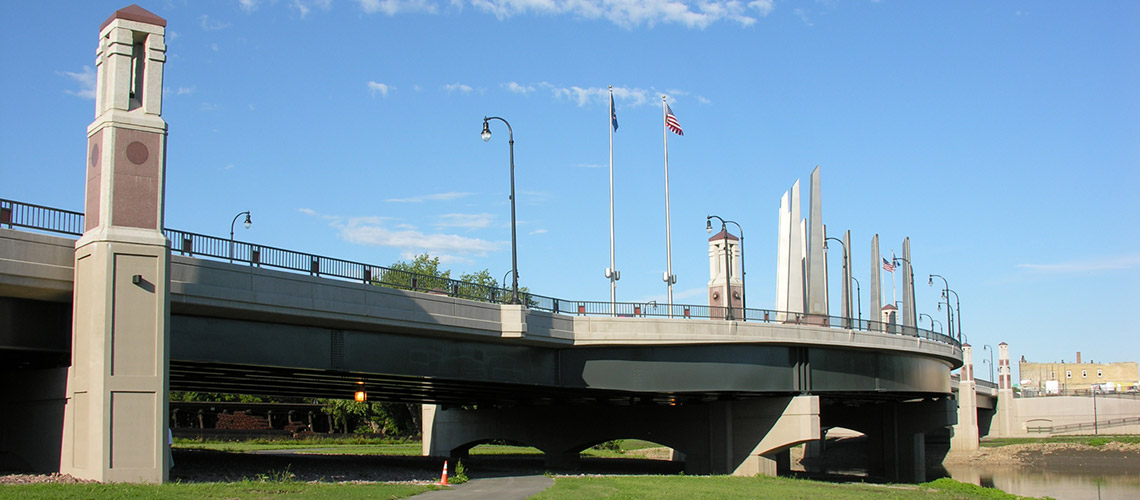 FargoMoorhead Main Avenue Bridge over the Red River SRF Consulting