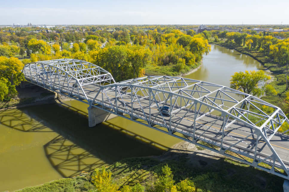 Main Avenue Bridge over the Red River SRF Consulting