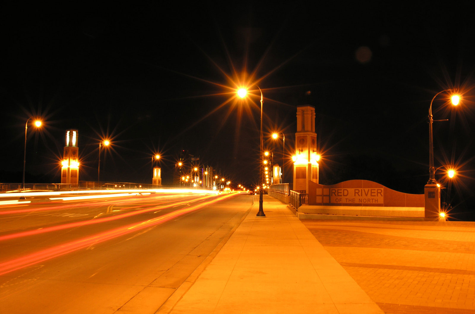 Main Avenue Bridge over the Red River SRF Consulting