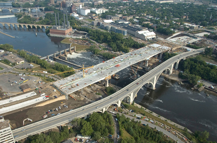 I-35W Bridge construction oversight